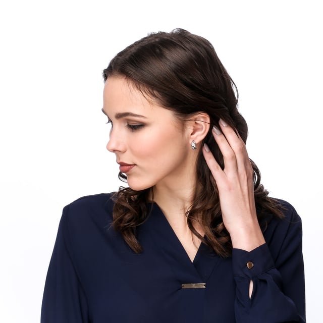 This Orphelia Stud Earrings in Silver is made of the highest quality allergy free 925 Sterling Silver. The Orphelia 'Sabrina' Women's 925 Sterling Silver Stud Earrings - Silver ZO-7348 comes delivered in a beautiful gift box and has a two year warranty - the perfect gift to spoil yourself or a loved one.