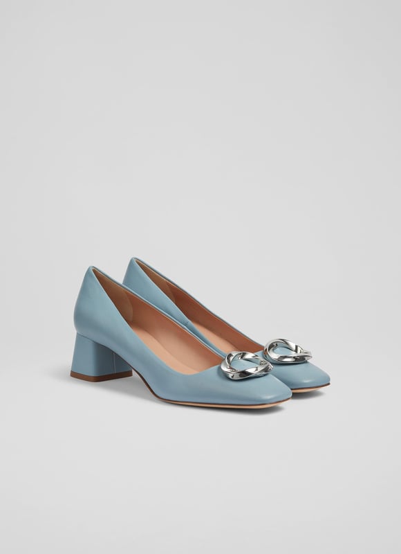 With a chic low heel and fun 1960's feel, our Penny courts work well with tailored looks or more casual pieces. Beautifully-crafted in Italy from powder blue nappa leather, they have a round toe, a gold eternity ring embellishment - which is exclusive to LKB - a sleek shape and a low block heel. Wear them to work or on weekends with your favourite denim pieces.