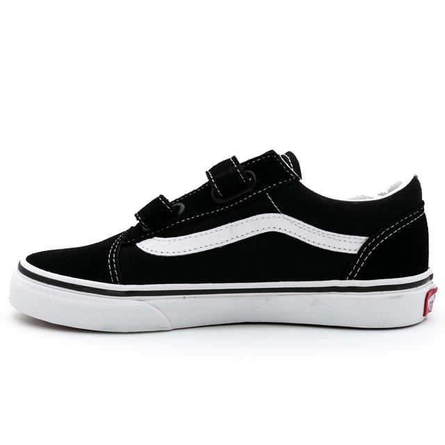 Spezifikationen: Ikonischer Sneaker für Kinder, neu aufgelegt mit Streifenverschluss, Wildledereinsätzen und klassischer Waffelsohle Obermaterial: Synthetisches Material, Wildleder Schnürung: Streifen Sohlenart: Flache Sohle mit Logo Nummeriert: EU