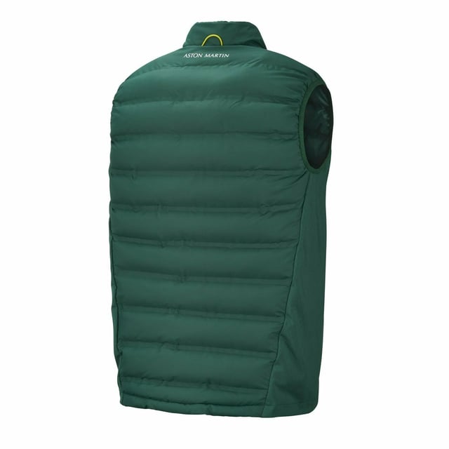 El equipo oficial de Aston Martin F1 Gilet es imprescindible para cualquier fanático de la F1 que busque mostrar su apoyo al equipo. Fabricado con paneles laterales de 4 vías con unión de lana de lujo, viene con 2 bolsillos empotrados, aislamiento de polyfill liviano y está debilitado con gráficos 'Cross Hatch' y una etiqueta tejida de silicio suave 3D. • Aislamiento de polyfill liviano
• debilitado con gráficos 'Cross Hatch'
• etiqueta tejida de silicio blando 3D "
• Aislamiento de polyfill: para el calor garantizado sin peso, el aislamiento de polyfill liviano ofrece protección contra el frío sin volumen agregado
• Bolsillos empotrados: para el almacenamiento discreto, los 2 bolsillos empotrados son ideales para eliminar cualquier elemento esencial
• Estiramiento de 4 vías: la comodidad adicional y el movimiento fácil es posible gracias a los paneles del lado del estiramiento de 4 vías con unión de lana de lujo.