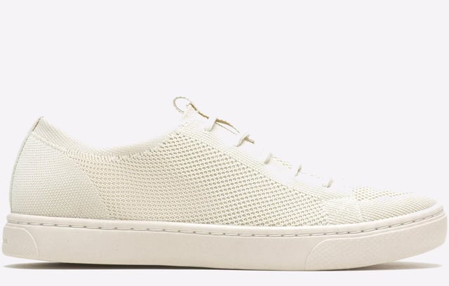 Perfect voor dagelijks gebruik, de goede sneaker heeft een vakkundig vervaardigde inlegzool van hoogwaardig polyurethaan schuim met hoge veerkracht, wat zorgt voor extreme demping en energieteruggave.