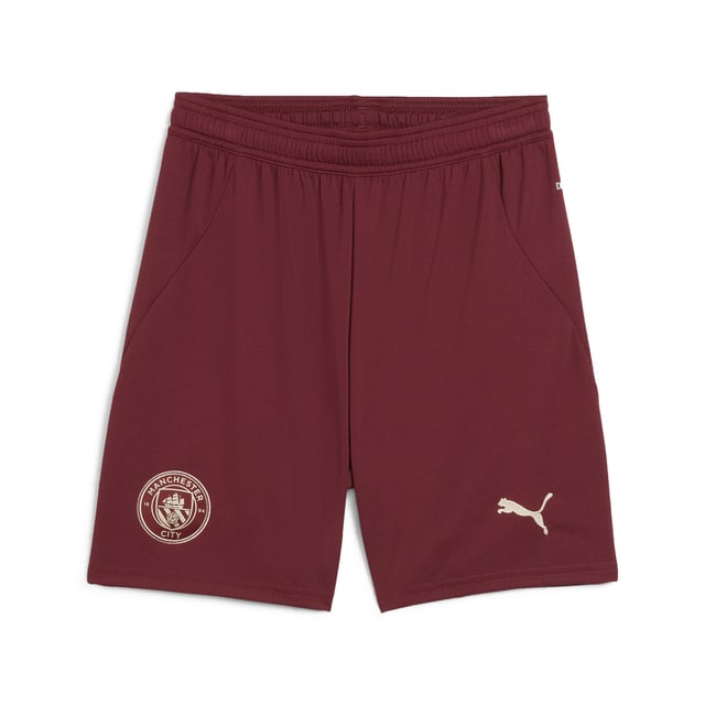 PRODUCT STORY: Hit the pitch like Manchester City's finest in these football shorts. They're made from sweat-wicking material to keep you cool in the tensest moments of the game and are finished with the team's famous crest on the leg. FEATURES & BENEFITS: dryCELL: Performance technology designed to wick moisture from the body and keep you free of sweat during exercise; As part of the RE:FIBRE program, this garment is made of at least 95% recycled material from textile waste and other used materials. DETAILS: Regular fit; 170 gsm, Jacquard; Medium rise; Official team branding; PUMA branding details; PUMA Youth: Recommended for older kids between 8 and 16 years. Our model is 153 cm tall and is wearing size 152 RUS.