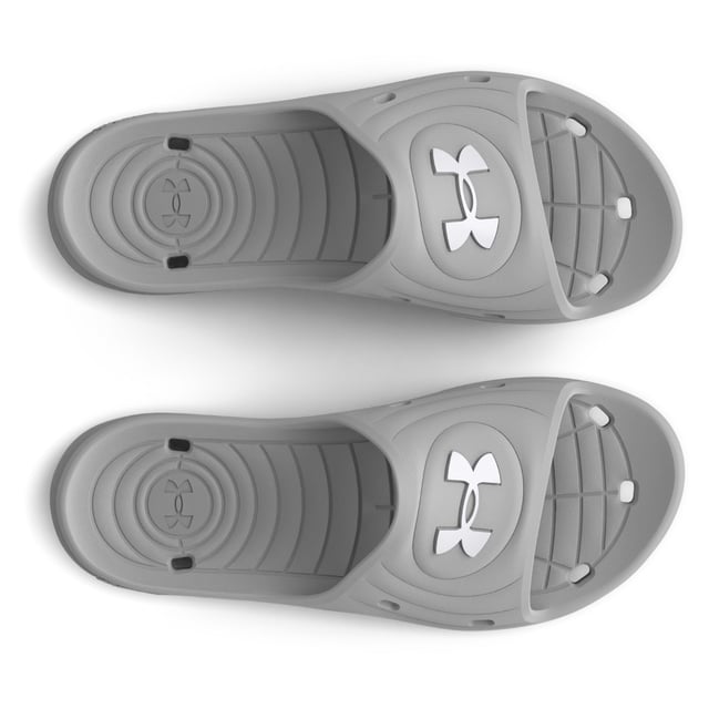 Every athlete needs some slides for the locker room—so we made the best. Comfortable and long-lasting.