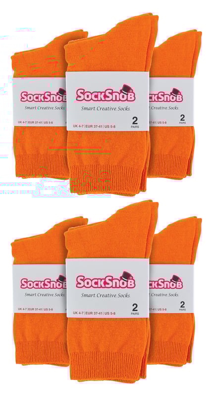 Hier presenteren we het uitgebreide assortiment kleurrijke, superzachte katoenen sokken van Sock Snob. Als je op zoek bent naar sokken om elke dag te dragen bij elke soort kleding, dan is onze collectie van 12 paar pakken met meer dan 15 kleuren perfect en veel waar voor je geld! Als je kleur wilt brengen in je sokkenla en geef het wat afwisseling en mix en match dan met al onze modebewuste kleuren. Het zijn ademende sokken en ze hebben geen knellende bovenkant zoals sommige andere sokken. Gemaakt met zacht aanvoelend katoen, de perfecte vezel voor comfort het hele jaar door / de hele dag door. Katoen is het gewenste materiaal omdat het je voeten warm houdt in de winter maar ook de temperatuur reguleert in de zomer. We hopen dat je onze sokken vandaag uitprobeert en dat je terug blijft komen om je kleurrijke Sock Snob-collectie op te bouwen! Deze sokken zijn 12 paar en zijn verkrijgbaar in meer dan 15 kleuropties. Ze zijn damesmaat 37-42 EU en zijn gemaakt van: 84% katoen, 14% polyamide, 2% elastaan. Ze zijn wasbaar in de machine.