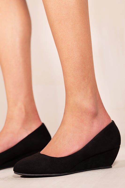 Black suede wedge court outlet shoes