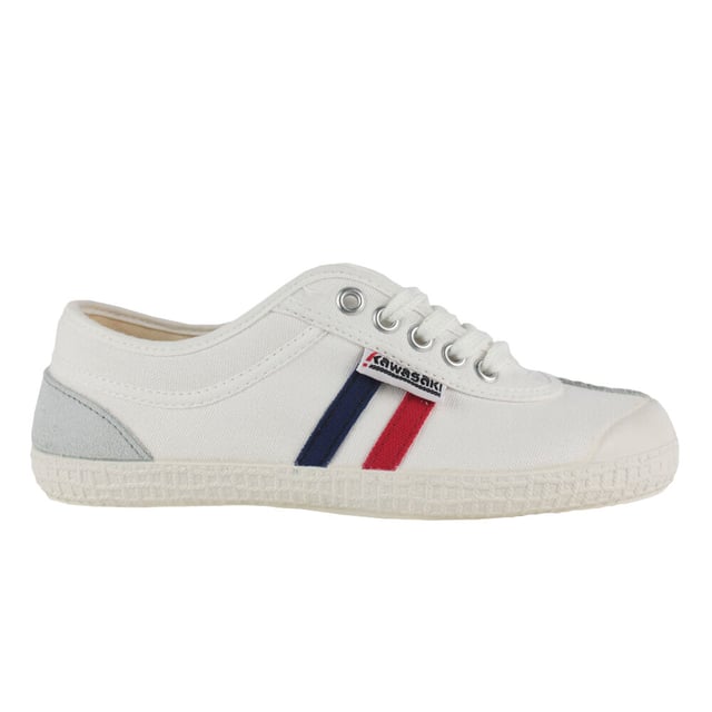 Nuestra zapatilla de lona retro combina comodidad y moda en un solo zapato. Esta zapatilla retro utiliza ideas de los años 90 y crea un universo retro, allí con sus múltiples combinaciones de colores alegra tu estilo diario. Detalles del producto: Cordones regulables para un ajuste adecuado. Disponible en numerosos colores para adaptarse a sus preferencias. Unisex. Zapato ligero. El zapato de cordones de corte bajo permite la rotación y la flexibilidad. Parte superior: lona y ante de vaca. Suela: RB. Si estás entre dos tallas, te recomendamos que elijas la más grande. Se recomienda no lavar el zapato.