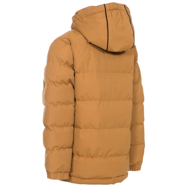 Wattierte Jacke für Jungen mit ColdHeat-Isolierung. Verstellbare, abzippbare Kapuze. 3 x profilierte Taschen mit niedrigem Reißverschluss. Niedriger Reißverschluss in der Mitte der Vorderseite. Saum mit Kordelzug. Elastische Manschetten. Ideal für das Tragen im Freien an kalten Tagen. 100% Polyester. Bitte beachten Sie: Fällt in Ihrer normalen Größe aus.