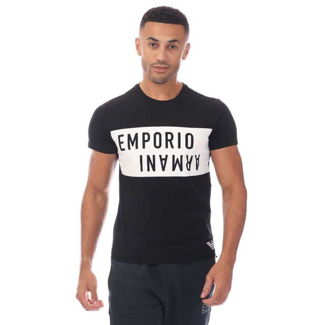 Mens Emporio Armani Crewneck T- Shirt in black-white.- Round collar.- Short sleeves.- Printed bold logo.- Regular fit.- 100% Cotton.- Ref: 21181847607520