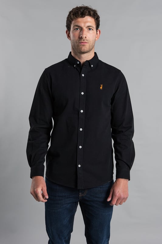 This oxford shirt from Kensington Eastside is perfect for any occasion. Features long sleeves, button-down fastening, button cuffs and Kensington Eastside branding. Made from cotton fabric to ensure high quality and comfort. Machine washable for easy care.