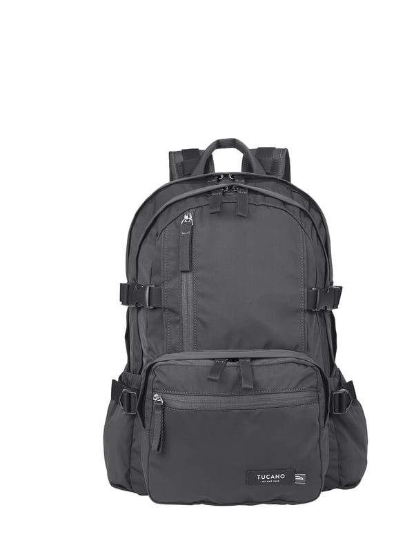 Unisex rugzak met ritssluiting. één met ritssluiting en twee open binnenzakken. twee ritssluitingen aan de voorkant en twee open zijritsen met externe zakken. ontbrekende schouderband.  Handvat van gerecycled polyethyleentereftalaat. twee binnenvakken.  extern materiaal.  Binnenkant van gerecycled polyethyleentereftalaat. Afmetingen: 30x42,5x17,5 cm. Modeproduct