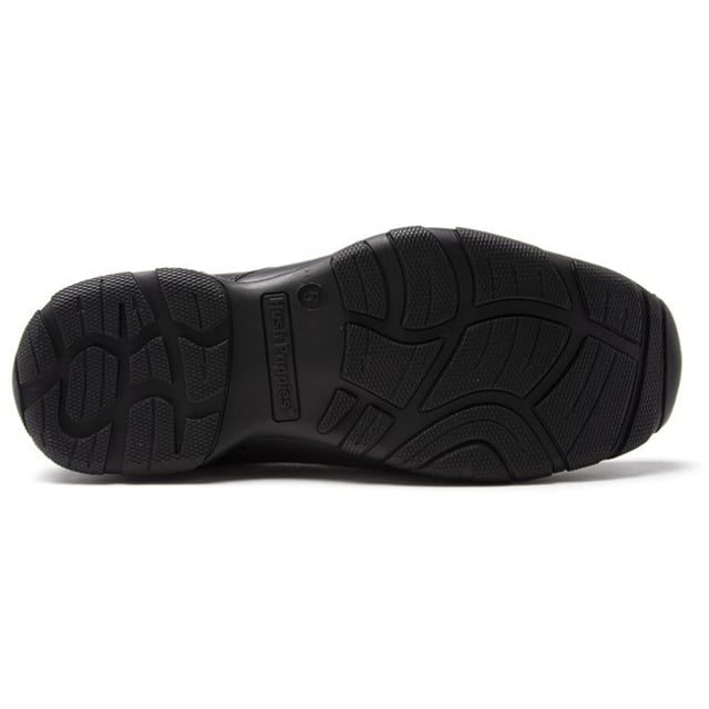 Envíalos de regreso a la escuela con estilo con los zapatos Elijah de Hush puppies. Estos zapatos de cuero negro fáciles de poner son perfectos para el patio de recreo con su estilo elegante y su resistente suela de goma.