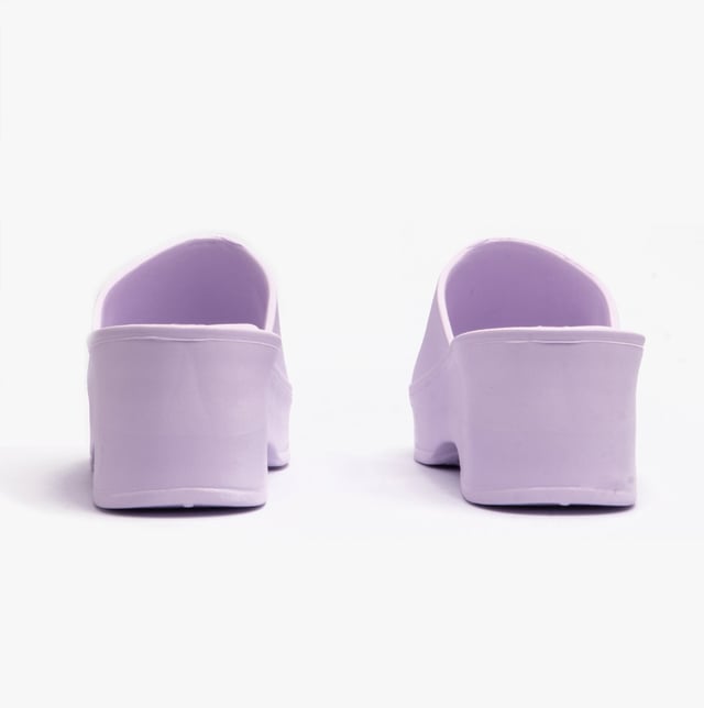 Rocket Dog PETAL BLOWN EVA Womens Sandals Lavender

 Upper Material: EVA

Lining Material: EVA

Closure/Fastening: Slip-On

Features: Comfort

Heel Type: Platform

Shoe Width: Regular

Item Weight: 1 KG

Heel Height: Low (2.5-4.9cm)

Sandal Style: Open Toe

Gift Boxed: No
Product Code: PETALEV-M18