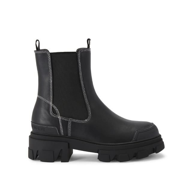 This KG Kurt Geiger Trekker Chelsea boot features a black upper with white stitching detail. There are two elasticated panels on the ankle.