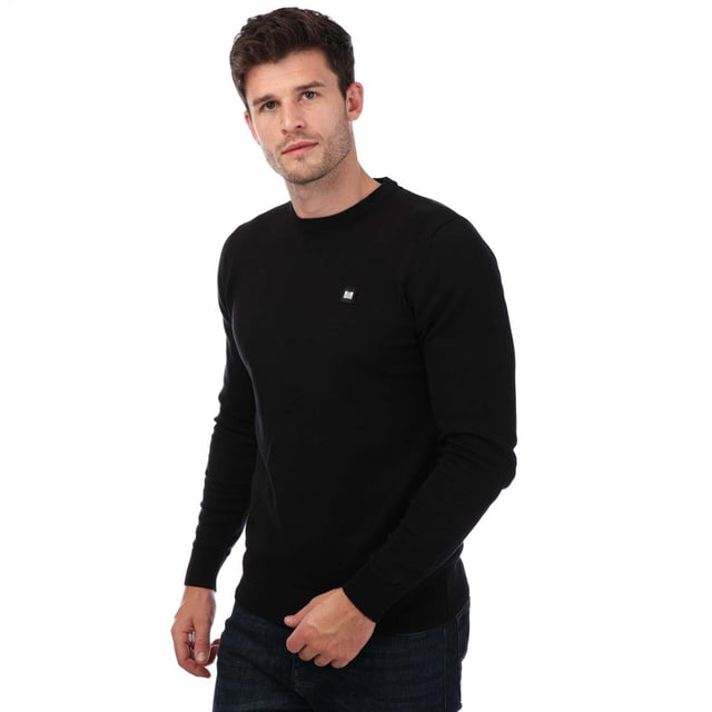 Mens Weekend Offender Argentina Cotton Crew Knit in black.- Crew neck.- Ribbed cuffs & hem.- Weekend Offender badge branding.- Regular fit.- 100% Cotton.- Ref: WOSKW511B