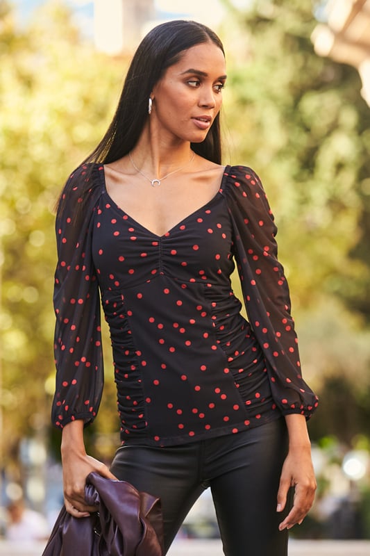 Black and red mesh top store