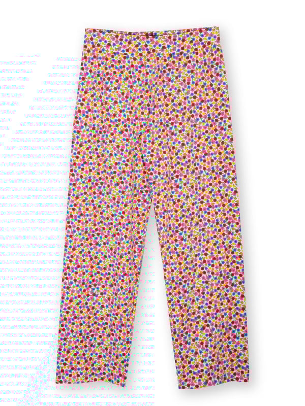 Staying in-in is the new going out-out and these straight legged Regis loungers would be happy to accompany you! In Kite's original flower time print, these full-length loungers can be paired with many of their comfy and casual tops. Made in an organic cotton fabric with a little bit of stretch and with a deep elasticated waistband, their comfort, quality and sustainability is hard to beat.