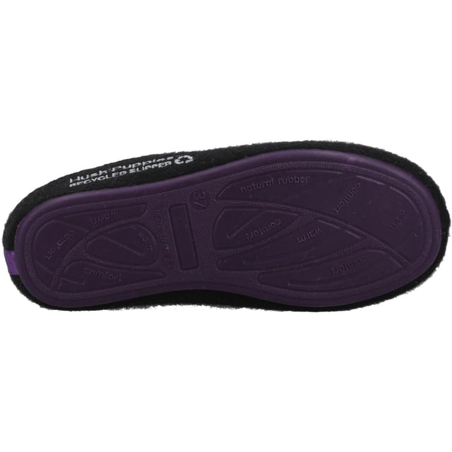 Proudly crafted from 90% Recycled polyester upper and lining. The Good Slipper is a must have this season with its super soft organic cotton sock and 100% recycled foam bed. Made with a durable natural rubber sole for added grip and extra comfort