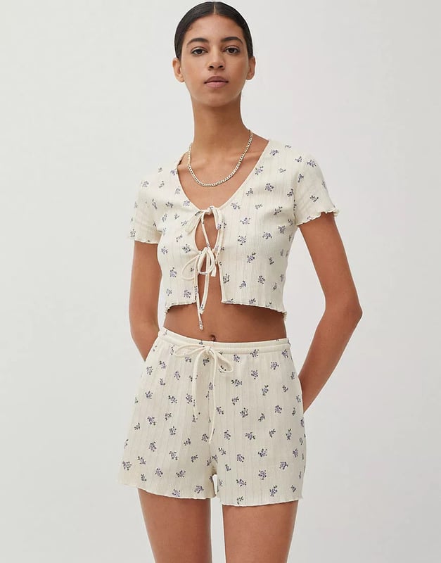 Pull Bear Tie Front Floral Cardigan Crop Top With Lettuce Edge in Ecru