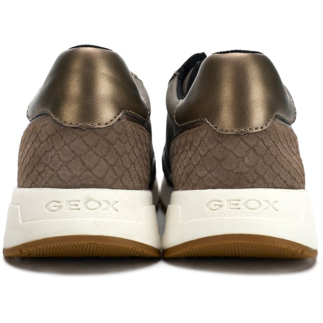 Womens taupe Geox bulmya trainers, manufactured with synthetic and a rubber sole. Featuring: zip closure, lace fastening, cushioned insole and geox branding.