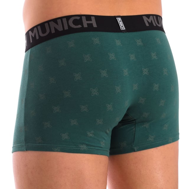 Pack-2 Bóxers de la marca Munich.
Cinturilla de goma elástica, con el nombre de la firma bordado. 
Tejido cómodo y transpirable.
Frontal anatómico, con capacidad de sujetar sin apretar.
Costuras vistas a tono.

 Composición: 95% Algodón, 5% Elastáno
 Cuidados:
Lavar a máquina a máximo 30º
No usar lejía
No lavar en seco.
No permite plancha ni secadora.