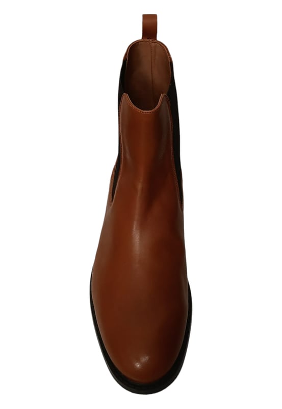 Herren-Chelsea-Stiefelette mit beidseitigem Gummizug. Er hat eine bequeme Sohle und einen leichten Absatz.