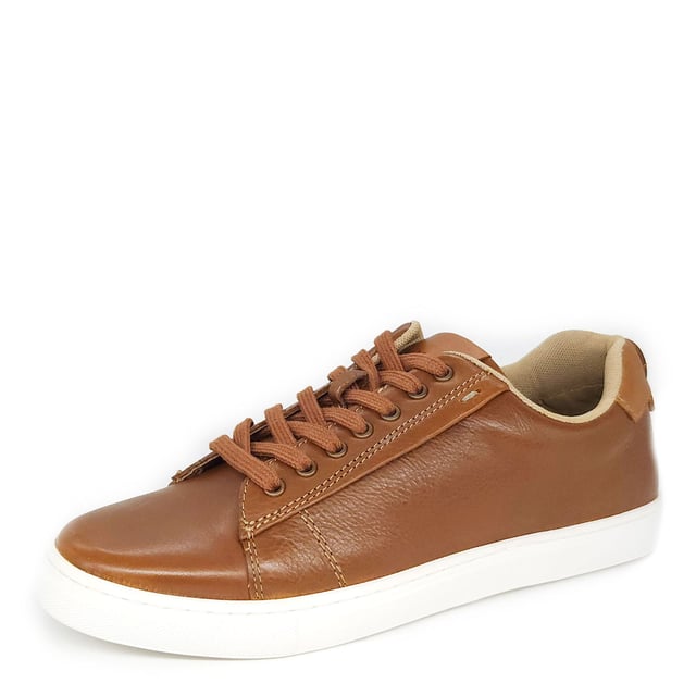 Discover Romford, combining classic design with complete comfort for the ultimate everyday trainer. The minimal and chic styling makes them the perfect partner for all of your smart-casual looks.