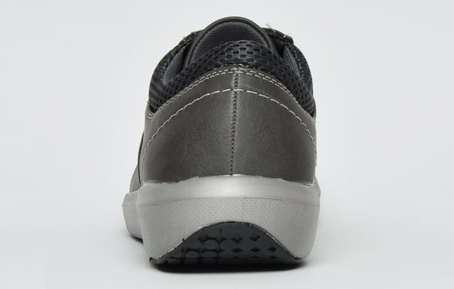 Possibly one of the most comfortable shoes you will ever put on your feet! The Caravelle Tyler is presented in a casual silhouette in an urban inspired colourway which is the ideal choice for stylish individuals who take their footwear seriously. <p>The Tyler also boasts a padded ankle collar for premium long-lasting comfort and a soft touch EVA insole which guarantees extra comfy fatigue-free wear, this shoe is a must have this season. </p> <p>- Soft-touch synthetic fused with textile upper </p> <p>- Ultralite construction like walking on air </p> <p>- Secure up-front lacing system </p> <p>- Intricate stitch detailing delivers a designer finish </p> <p>- Hard wearing and highly durable outsole </p>