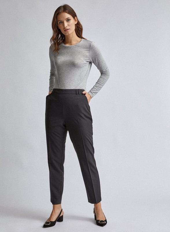 Black high waist slim leg tailored trousers with side and back pocket detail and belt loops.

Dorothy Perkins has a wide range of trousers and leggings for the new season to suit every size, shape and occasion. Whether you need trousers for a professional work look, leggings for a day of retail therapy, we have something to suit you. View our black and printed trousers, plus our black leggings, jeggings and treggings to refresh your wardrobe in an instant.

Brand: Dorothy Perkins
Department: Women
Colour: Black
Material Composition: 75% Polyester, 19% Viscose, 6% Elastane
Material: Polyester
Style: Chino
Type: Trousers
Closure: Zip
Occasion: Business | Casual | Formal | Workwear
Pattern: No Pattern
Season: Spring | Summer
Features: Lightweight | Belted
Garment Care: Machine Washable
Fit: Regular
Accents: Zip
Rise: Mid