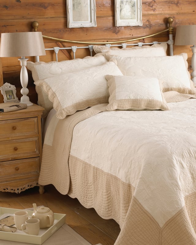 Fayence King Bedspread Iyy/Tau