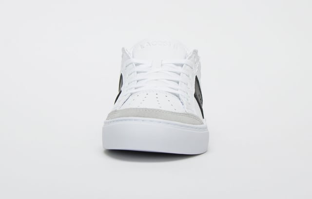 Lacoste Courtline 319 1 Entrena de cuero de gamuza blanca de cordón 38CMA0074 147