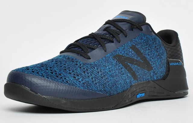 <p>The New Balance Minimus Prevail is a versatile cross trainer which is at home in the gym as it is for short runs on the streets or down those country lanes. The upper is constructed from engineered mesh with TPU-infused fibres to offer comfortable, flexible support, an external heel counter and an asymmetrical collar made of moulded foam offering a more natural fit. </p><p>Crafted using New Balance's innovative technologies, the minimus Prevail midsole offers excellent cushioning and support with Vibram construction to provide the reliable traction and ground feel you need to maintain a natural stance during strength training.</p> <p>Whether you're cross-training at the gym, or out for that keep fit run, this shoe really goes the distance.</p> <p> - Lace fastening front</p> <p> - Breathable engineered textile upper</p> <p>- Customised lace closure</p> <p>- External heel counter</p> <p>- Removeable cushioned insole</p> <p>- Soft padded ankle collar </p> <p>- Revlite midsole delivers superior cushioning</p> <p>- Vibram® outsole delivers unbeatable wear and grip</p> <p>- New Balance branding throughout</p> <p><b> </b></p>