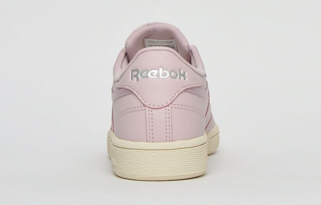 These Reebok Classic Club C85 womens trainers are the perfect example why the court shoe will never go out of style. The versatility of this clean iconic classic makes them perfect to wear on any occasion. Featuring a soft leather upper, a die-cut EVA midsole and padded foam sock liner, the Reebok Classic Club C 85 boasts sumptuous comfort, a snug fit and fatigue-free wear throughout the day. <p>- Soft leather upper synthetic for full foot comfort </p> <p>- Padded foam sock liner for sumptuous wear </p> <p>- Low-cut design for quicker foot transitions </p> <p>- Die-cut EVA midsole for a lightweight layer that absorbs impact </p> <p>- High abrasion outsole </p> <p>- Reebok Classic branding throughout</p>