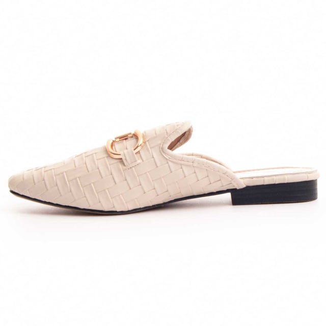 Manoletina voor vrouwen. Comfortabele pasvorm. Gevoerde inlegzool. Antislip zool. Versterkte stiksels. Gefabriceerd door andere merken voor ons merk.