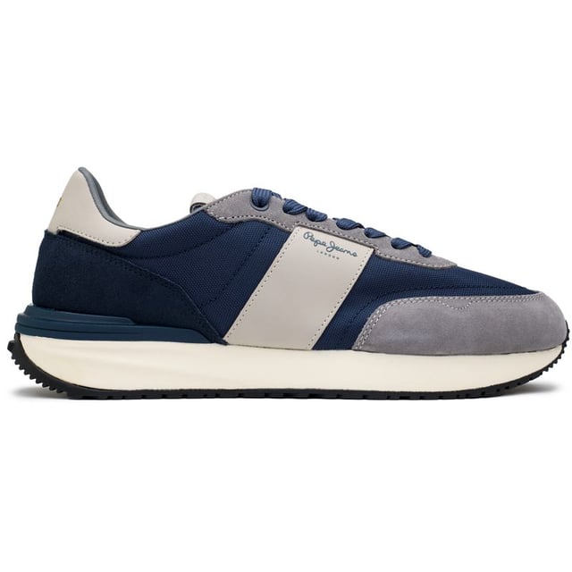 Make A Bold Streetwear Statement In These Pepe Jeans London Buster Kicks. These Stylish Trainers Are Ready To Fuse Sporty Running Inspiration With Laidback Swagger And Retro-inspired Vibes. Premium Suede Uppers Feature The Iconic Pepe Jeans Tape Down The Sides, While A Stabilised Heel And Extra Cushioning Ensure All-day Comfort. With A Lightweight Eva Midsole And Rugged Gum Rubber Outsole, The Buster Trainers Will Have You Walking Tall In Heritage Urban Fashion.