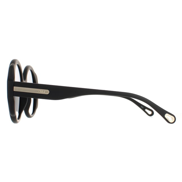 Las gafas de sol redondas Chloe Ladies Mat Black Gray CH0120S son un glamuroso modelo redondo fabricado en acetato ligero. El logotipo de Chloe luce en las patillas para garantizar la autenticidad de la marca.