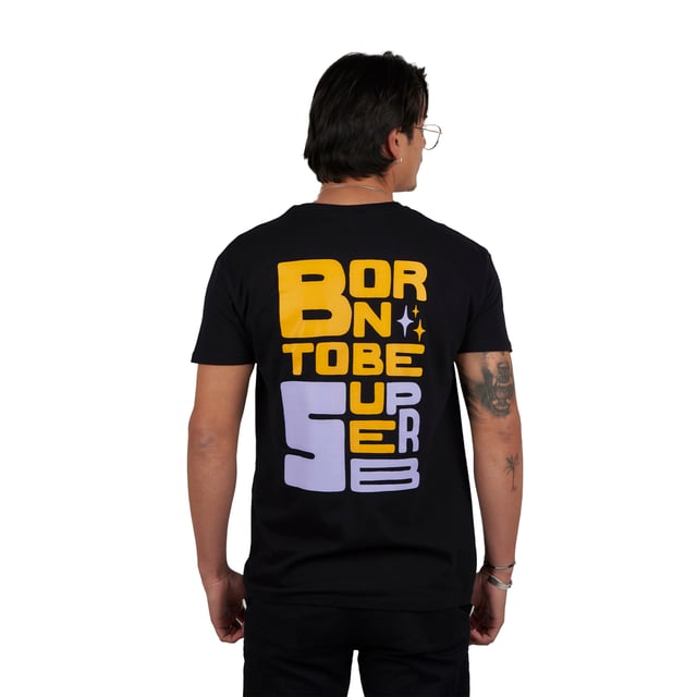 Short sleeve t-shirt Superb.
 Round neckline with ribbed finish.
 Brand print on the front and back.
 Seams seen in tone.
 Composition: 100% cotton
 Care:
- Wash at max. 40ºC.
 - Do not use bleach.
 - Iron at low temperature.
 - Do not dry clean.
 - Do not use dryer.