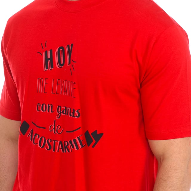 Short-sleeved pajamas and shorts.
 Round neckline with ribbed finish.
 Adjustable elastic waistband.
 One open back pocket.
 Seams seen in tone.
 Composition: 100% cotton
 Care:
Wash at maximum temperature 30º.
 Dry at low temperature.
 Do not use bleach.
 Do not iron.
 Do not dry clean.