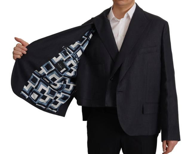 Model: Blazer jacket sport coat
  Style: Double breasted one button
  Fitting: Slim
  Colour: Dark blue
  Three outside pockets and two inside pockets
  One open vent in the back
  Logo details
  Made in Italy
  Material: 100% Linen
  Lining: 100% Silk
Material: 100% Linen