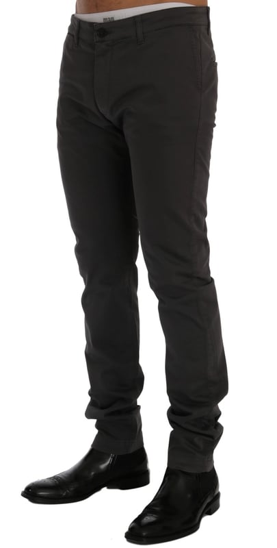 GF Ferre Gray Cotton Stretch Pants Trousers
  100% Authentic and brand new with tags
  Color: Gray
  Fitting: Slim fit
  Two front pockets and two back pockets
  Zipper fly closure
  Logo details
  Material: 97% Cotton 3% Elastane
Material: 97% Cotton 3% Elastane