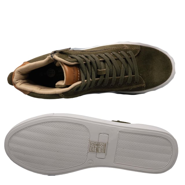 Level up your everyday trainer collection with the Ilford High Top Trainers, featuring soft suede leather uppers and a classic lace up design. Complete with a zip fastening for a trend-led feel and easy to wear style.
