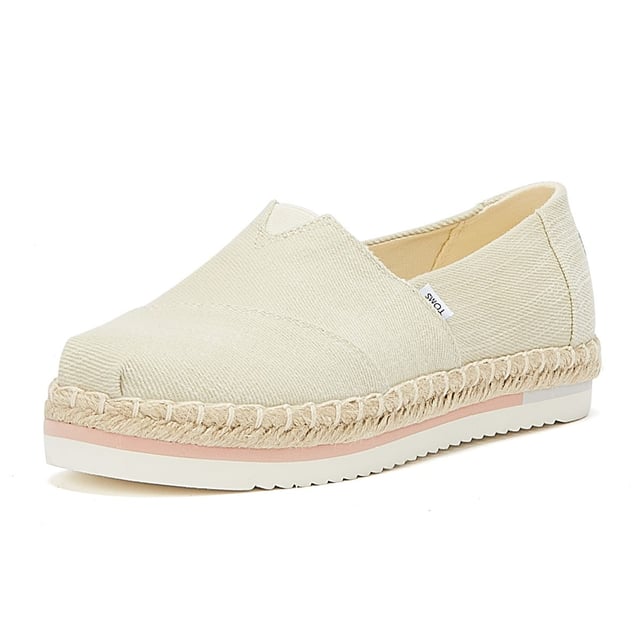 The Alpargata Platform Rope by TOMS is a slip-on in the style of classic espadrilles on the platform sole.These ultra-lightweight shoes feature an elasticated V-shaped gusset for easy wear and removal while the stylish rope wrapped midsole and an extra cushy OrthoLite� comfort insole ensure comfort all day long. They are complete with an embroidered logo tab on lateral side and iconic blue logo tab on the heel.