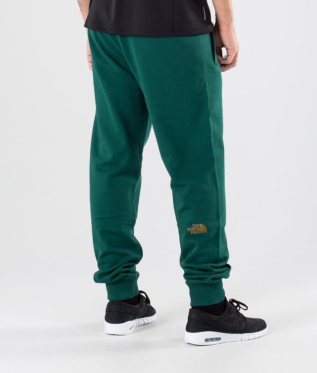North face joggers green 2025