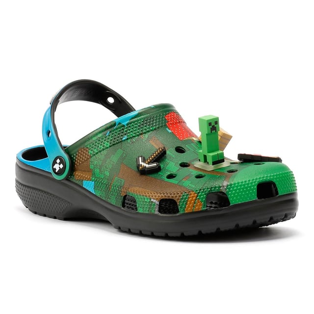 Minecraft-inspired clogs featuring 3D block Jibbitz™ charms for a playful, game-themed design. Crafted with a soft, flexible upper and ventilation holes for enhanced breathability, keeping feet cool.