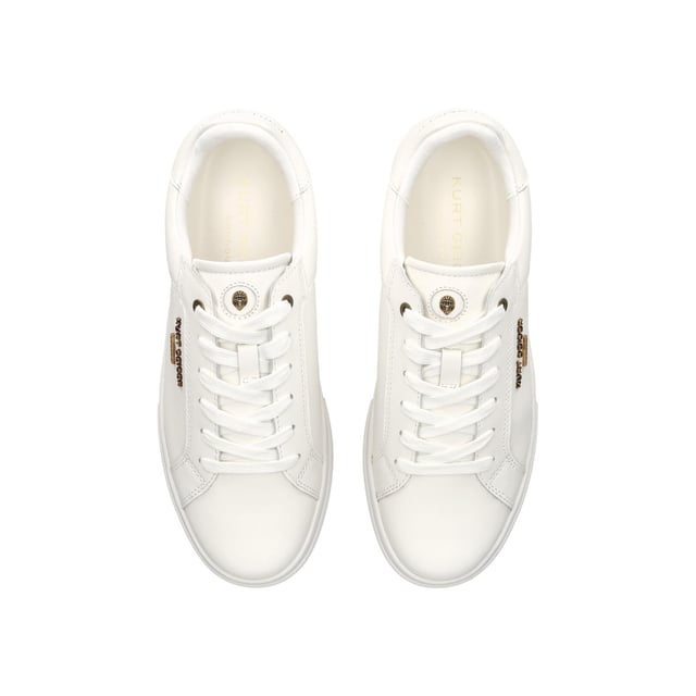 This Kurt Geiger Greenwich Cupsole sneaker features a white leather upper with lace up fastening. There is antiqued brass branding on the eye stay and micro head eagle on the tongue. Sole height: 4cm.