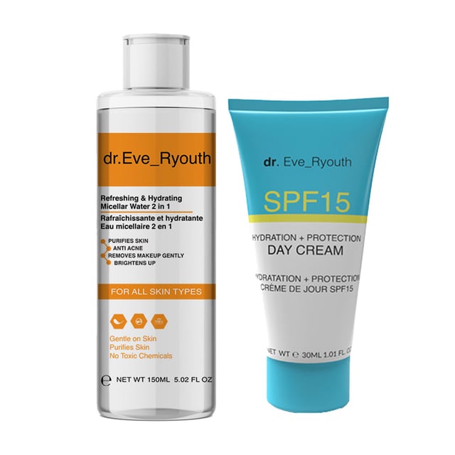 Vitamin E und Pfefferminz-Lip Plumps 8ml:
  Peppermint Lip Plumping Gloss enthält pflegende und aufpolsternde Inhaltsstoffe, die die Lippen praller, voluminöser und jugendlicher aussehen lassen sollen.
  Erfrischendes und feuchtigkeitsspendendes Mizellenwasser 2 in 1 150ml:
  Der perfekte Entferner für die Reinigung Ihrer Haut. Mit einem Zusatz von Samenöl und Hylaronsäure, die die gereizte Haut straffen und beruhigen, während sie sie sanft reinigen, ist es für alle Hauttypen geeignet.
  Die mikroskopisch kleinen Reinigungssubstanzen des mizellaren Wassers entfernen sanft und mühelos Unreinheiten, Make-up und hartnäckige Verschmutzungen. Die einzigartige 2-in-1-Formel reinigt Ihre Haut nicht nur, sondern versorgt sie auch mit einem Hauch von erfrischender Feuchtigkeit. Verabschieden Sie sich von harschen Reinigungsmitteln, die Ihre Haut trocken und angespannt erscheinen lassen; unser Mizellenwasser sorgt für einen ausgeglichenen und gepflegten Teint.