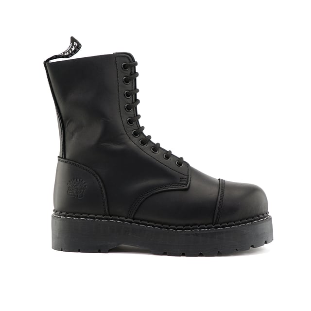 The Bulldog ACS by Grinders is a robust and stylish update to the classic derby boot, offering both durability and comfort for demanding conditions. This 10-eyelet derby boot features a secure lace system and a steel toe cap certified to EN ISO 20345:2011 SB standards, ensuring high-level protection. The boot is constructed with Goodyear welted leather uppers, providing exceptional resilience and a refined look. Extra thick soles enhance durability and shock absorption, while Grinders’ Air Cushioned Soles (ACS) deliver superior comfort and support. Designed for long-lasting wear, the Bulldog ACS combines practicality with a sleek, modern aesthetic. 10 Eyelet Derby Boots, Steel Toe (EN ISO 20345:2011 SB Certified), Goodyear Welted, Extra Thick Soles, Grinders’ Air Cushioned Soles (ACS), Leather Uppers