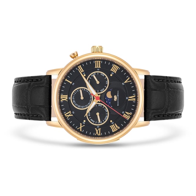 The timepiece from the Rhodenwald & Sons manufacture is based on the design of legendary chronograph icons and is a popular collector's item as a limited collection with 999 copies. The functions date, month and weekday are integrated into a tricompax arrangement to 9-12-3 and supplemented by a moon phase display. Other highlights are the multi-layer dial, striking Roman digits and a comfortable real leather bracelet with crocodeling and contrast seam. The housing is made of robust stainless steel and refined with yellow gilding. An uncomplicated companion to a suit as well as the jeans!
