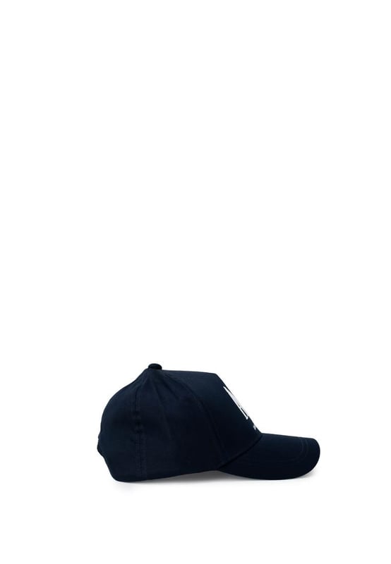 Marca: Armani Exchange.
  Genero: Hombres.
  Tipo: Tapas.
  Temporada: Primavera/Verano.
  Color: Azul.
  Patron: Imprimir.
  Composicion: 100% algodon.
  Lavado: Lavar a maquina a 30°.