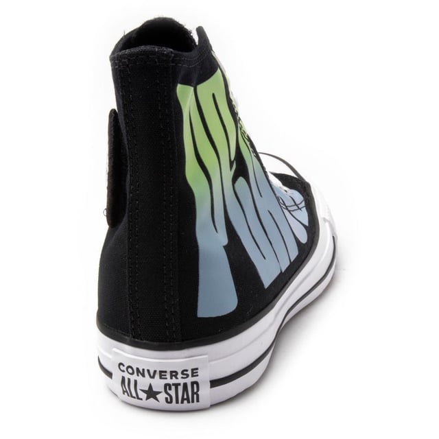 Nieuw van Converse is de collectie All Star Hi – give peace a chance.