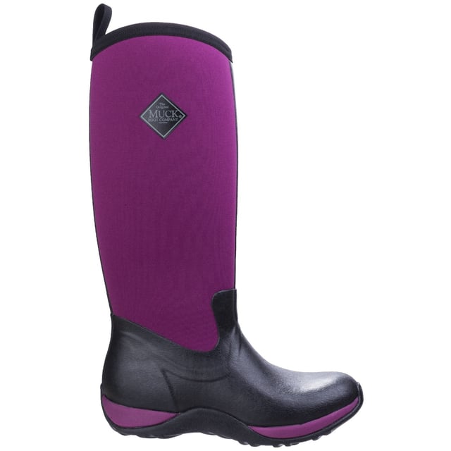 The Arctic Adventure is soft, supple and slimming. Rated to minus 30 degrees, they are warm enough for the coldest winter day. The boots use a true womens last to create an excellent fit that looks and feels great.